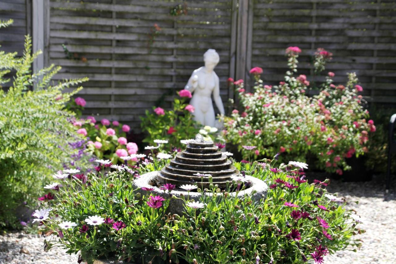 Hine Bakke Bed And Breakfast Rudkøbing エクステリア 写真